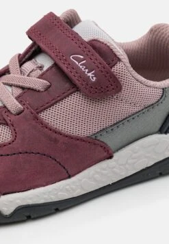 Clarks Steggystride- Zapatillas - Berry 11 Clarks Steggystride- Zapatillas - Berry -Ofertas Clarks Tienda 05279e0981e5454fae24cbb6b6f48e34