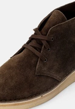 Clarks Originals Desert Coal - Zapatos Con Cordones - Olive -Ofertas Clarks Tienda 05e32bbe22744f64812297a9340785e8