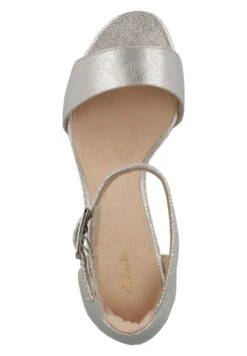 Clarks Deva Mae - Sandalias De Tacón - Silver Metallic -Ofertas Clarks Tienda 0654eaeaf98d4d1ea80cec7fbd90c6bc