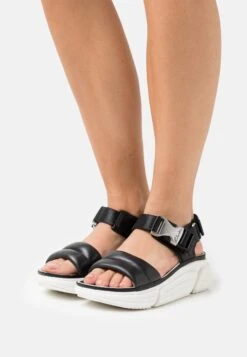 Clarks Tricomet Sun - Sandalias Con Plataforma - Black