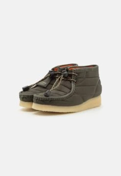 Clarks Originals Wallabee - Botines Con Cordones - Khaki 8 Clarks Originals Wallabee - Botines Con Cordones - Khaki -Ofertas Clarks Tienda 1bf2523706514d74b607d84da31ac5c7