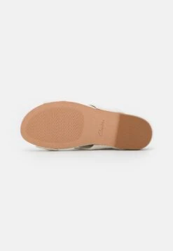 Clarks Pure Twist - Sandalias Planas - White -Ofertas Clarks Tienda 25de19550f9a47fe9e3a152a017156f9