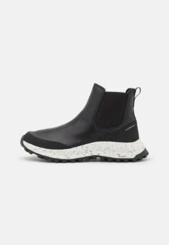 Clarks Atltrekupwp - Botines Bajos - Black
