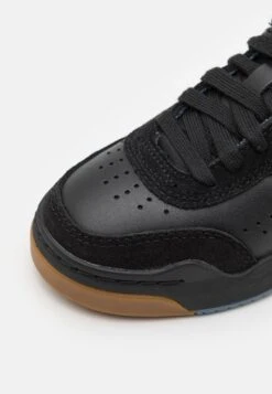 Clarks Cica 2.0 O. - Zapatillas - Black -Ofertas Clarks Tienda 2f66381d04ae4b18ad0cd05e6ca4b857