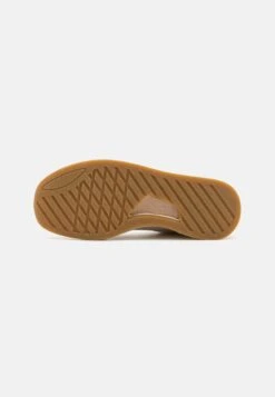 Clarks Craftrun- Zapatillas - Beige 10 Clarks Craftrun- Zapatillas - Beige -Ofertas Clarks Tienda 2f7d2106ada74c3faed3b5c7fd698178