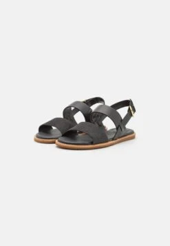Clarks Karsea Strap - Sandalias - Black Combi -Ofertas Clarks Tienda 322905ef10d64114922add28c69a9d78