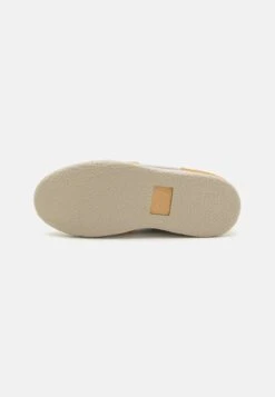 Clarks Craftcup Court - Zapatillas - Pale Peach -Ofertas Clarks Tienda 3ae4b75451804702a68a6494d0ccd33a
