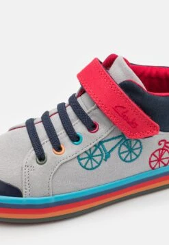 Clarks X Frugi Foxing Race - Zapatillas Altas - Grey Combi -Ofertas Clarks Tienda 3fd0db6e82c94f00bb77920b424ae66d