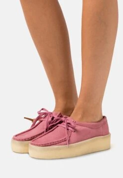 Clarks Originals Wallabee Cup - Zapatos Con Cordones - Pink