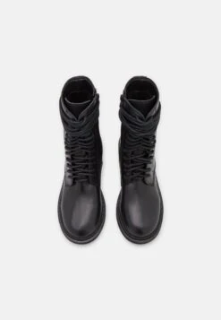 Clarks Tilham Lace - Botines Con Cordones - Black -Ofertas Clarks Tienda 4a21424117e64cfbbd21e79901b8faff