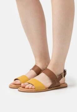 Clarks Karsea Strap - Sandalias - Tan Combi