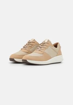Clarks Un Rio Sprint - Zapatillas - Beige Combiné -Ofertas Clarks Tienda 70bf8a9e2c8e4a73b4e30e1a6e2fa317