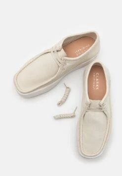 Clarks Originals Wallabee Cup - Zapatos Con Cordones - White -Ofertas Clarks Tienda 7d8e65c830cc4e51b0c1881cc8945aea