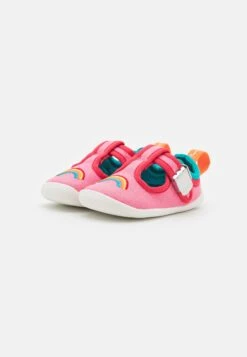 Clarks X Frugi Roamer Beau T. - Pantuflas - Pink 8 Clarks X Frugi Roamer Beau T. - Pantuflas - Pink -Ofertas Clarks Tienda 8430bcaf14f24bd381980550c03f0f6b