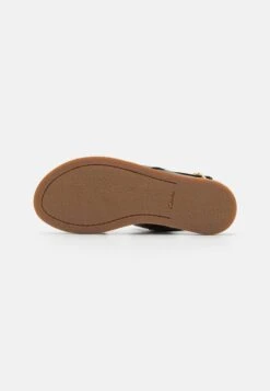 Clarks Karsea Strap - Sandalias - Black Combi -Ofertas Clarks Tienda 8bdf5d1afeb540dd8dde38db1b0f9051
