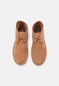 Clarks Desert Boot Unisex - Zapatos Con Cordones - Beige -Ofertas Clarks Tienda a063bd3ed6404d628e34dc2382dd8c8b