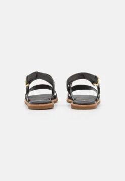 Clarks Karsea Strap - Sandalias - Black Combi -Ofertas Clarks Tienda a3452d233d41499e84f241017cbbd7ae