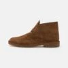 Clarks Originals Desert Boot - Zapatos Con Cordones - Light Brown