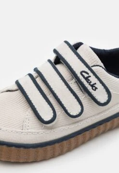 Clarks River Tor Unisex - Zapatillas - Off White -Ofertas Clarks Tienda ae35cff55c284d5eada215f7c8d62515