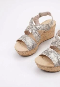 Clarks Rose Way - Sandalias Con Plataforma - Beige 10 Clarks Rose Way - Sandalias Con Plataforma - Beige -Ofertas Clarks Tienda b0804fd7b315499599cc364e304b50ee