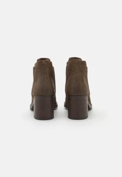 Clarks Leda Up - Botines Bajos - Dark Olive 7 Clarks Leda Up - Botines Bajos - Dark Olive -Ofertas Clarks Tienda cbe1865083b0425c8613d900c521d00a