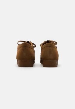 Clarks Originals Wallabee - Zapatos Con Cordones - Cola 8 Clarks Originals Wallabee - Zapatos Con Cordones - Cola -Ofertas Clarks Tienda d90cc30dd7ee47698bc8df6cf7a9d532