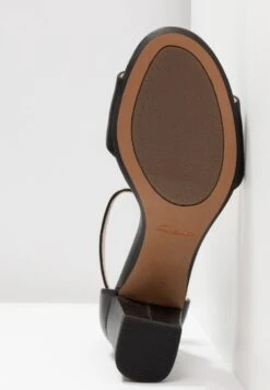 Clarks Deva Mae - Sandalias - Black -Ofertas Clarks Tienda db18e2cca32d40628afd12a959de7311