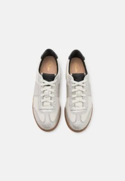 Clarks Craftmatch - Zapatillas - White/Silver 11 Clarks Craftmatch - Zapatillas - White/Silver -Ofertas Clarks Tienda e96441c0fd874687ae12b6c38b5d660e