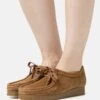 Clarks Originals Wallabee. - Zapatos Con Cordones - Cola